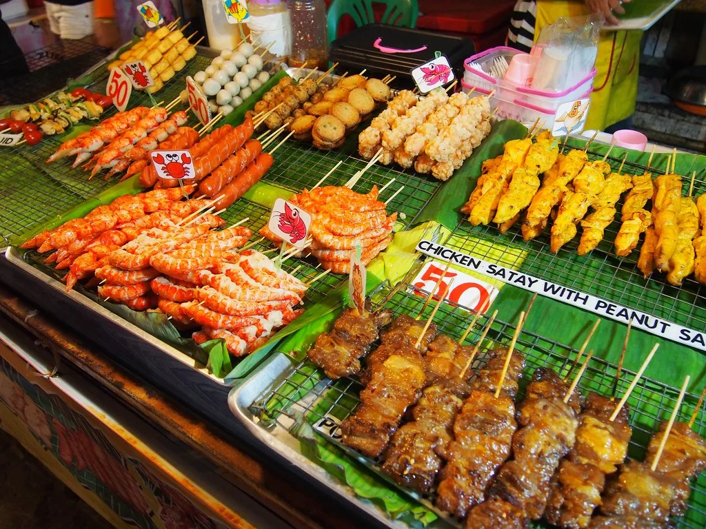 お店での食事に飽きたら屋台村へゴー！ 〜屋台村 ::タイ・パトンビーチ のギャラリー 6